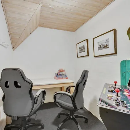 Aane - 1-8km From The Sea In Western Jutland By Interhome Holiday home *