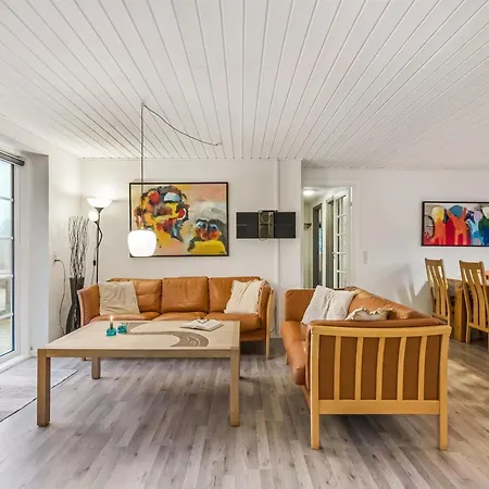 Дом отдыха Aane - 1-8km From The Sea By Interhome *